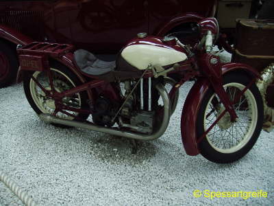 Motorrad05